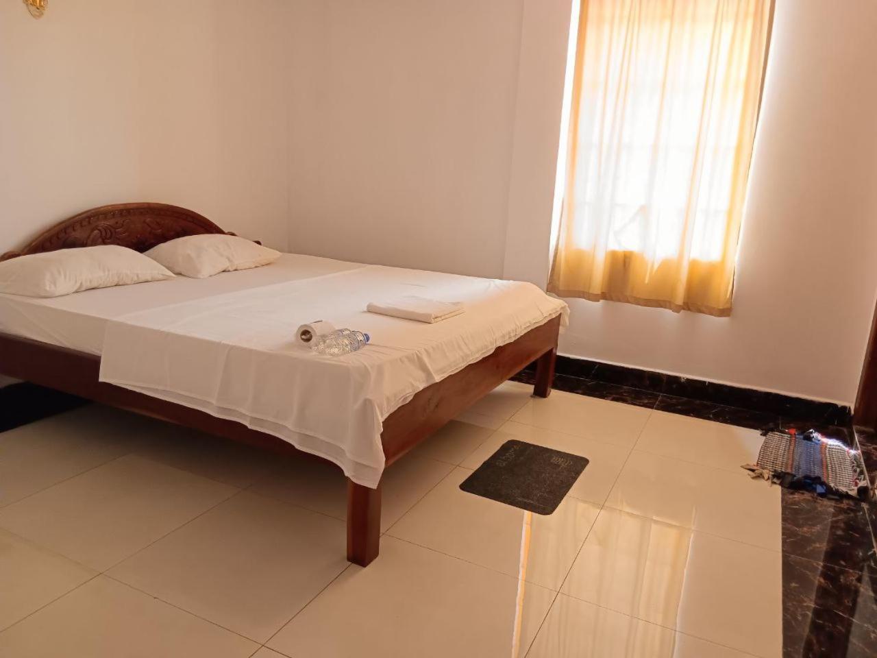 Good Morning Kampot Hotel Buitenkant foto