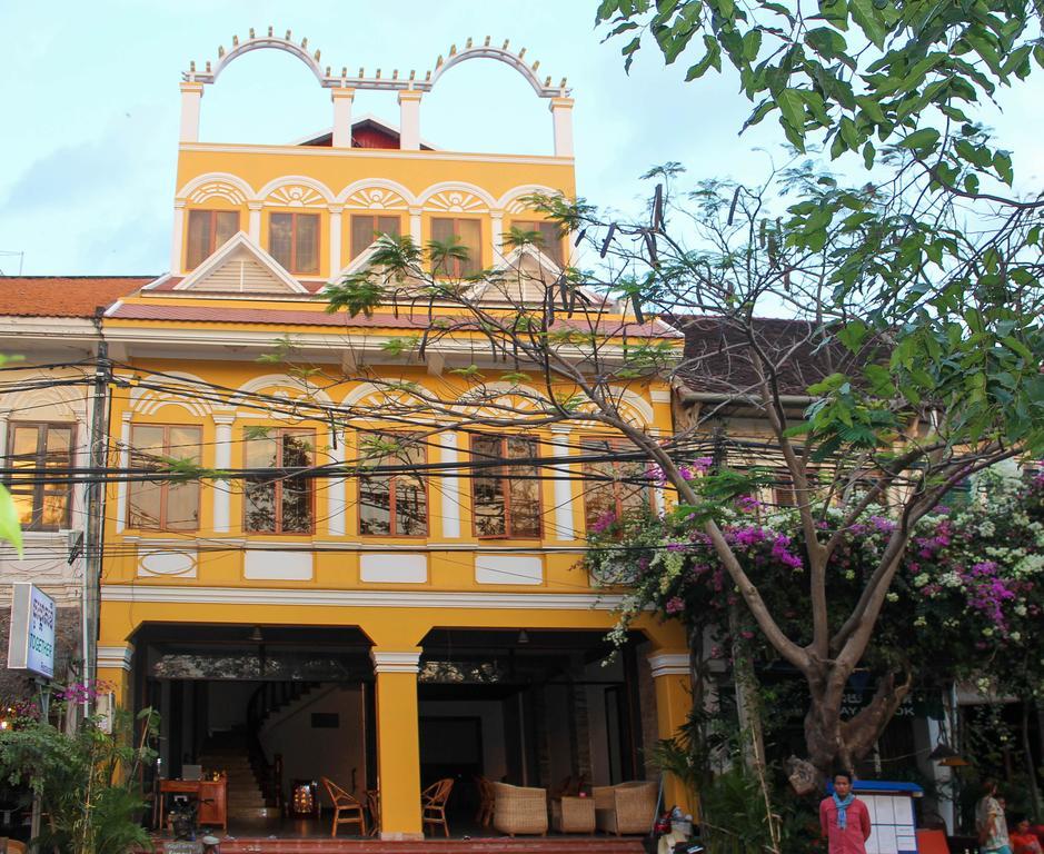 Good Morning Kampot Hotel Buitenkant foto