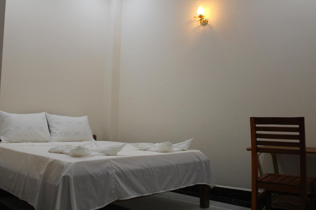 Good Morning Kampot Hotel Buitenkant foto