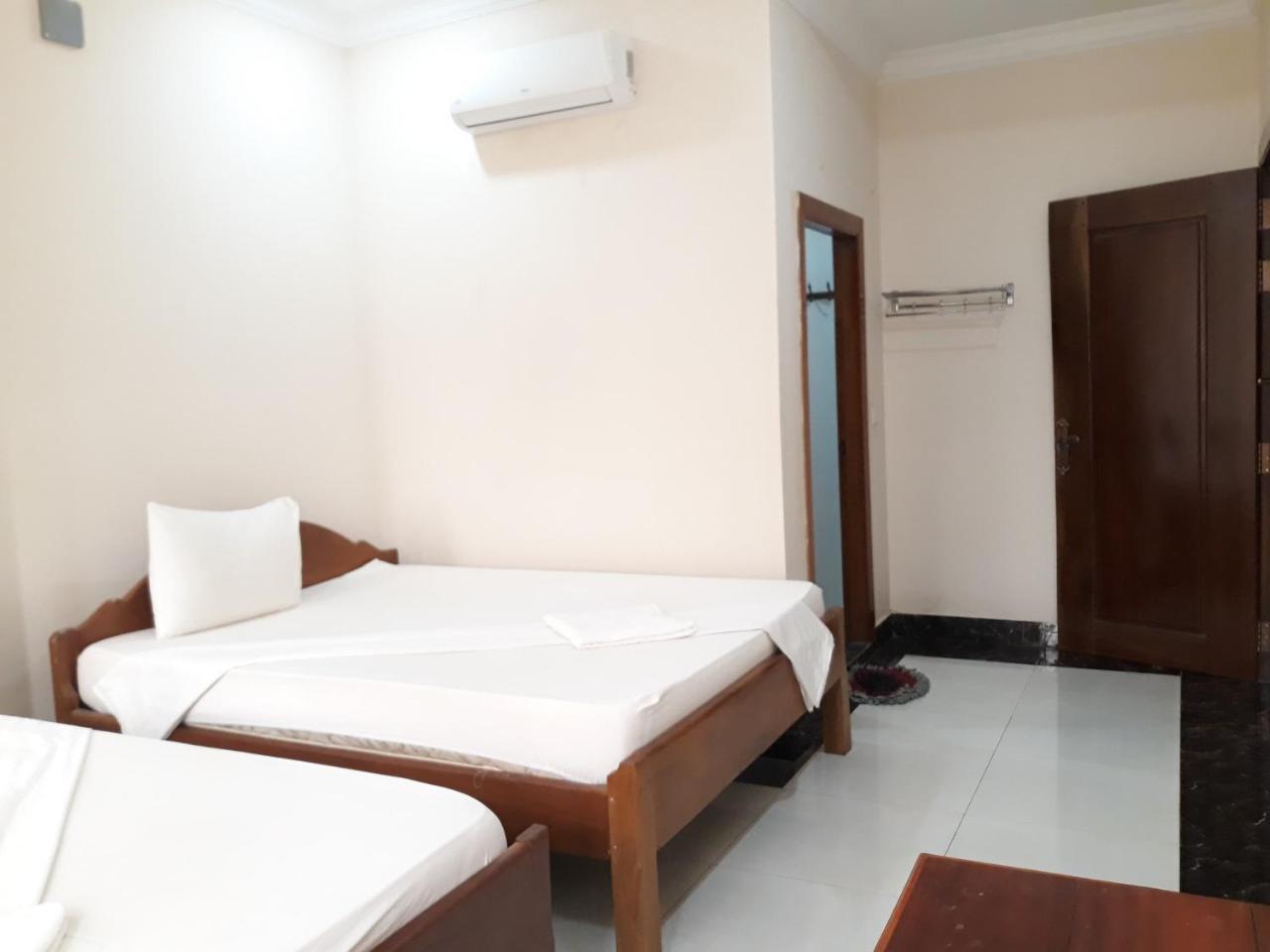 Good Morning Kampot Hotel Buitenkant foto